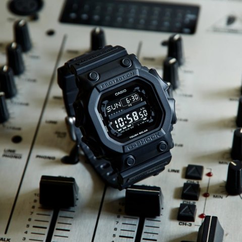ZEGAREK MĘSKI CASIO G-SHOCK KING OF G GX-56BB-1ER (zd134a)
