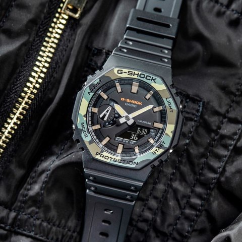 ZEGAREK MĘSKI CASIO G-SHOCK OCTAGON GA-2100SU-1AER (zd139d)