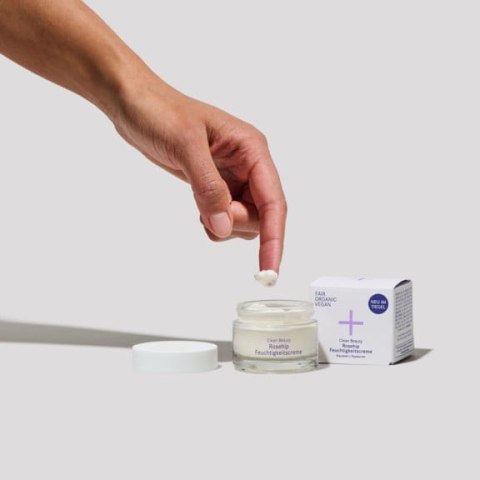 Krem nawilżający z dziką różą, skwalanem i kwasem hialuronowym