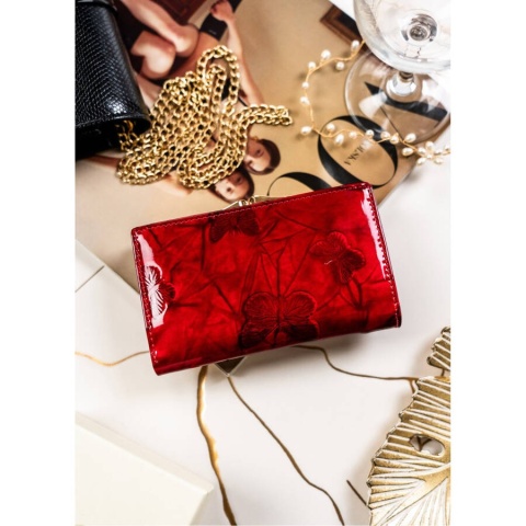 Elegancki skórzany portfel damski czerwony w motyle - Peterson