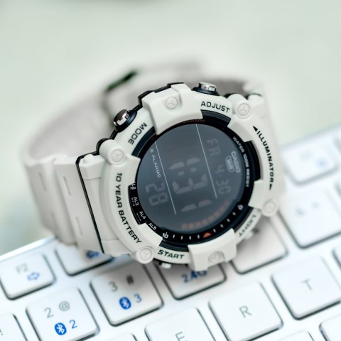 ZEGAREK MĘSKI CASIO AE-1500WH-8B2 + BOX