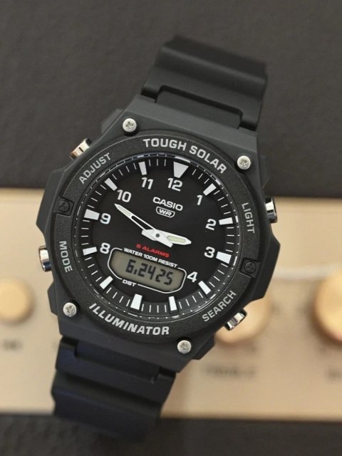 ZEGAREK MĘSKI CASIO AQ-S820W-1AV (zd302a)