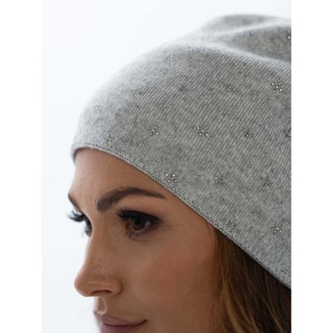 Modna czapka beanie damska w kolorze szarym - Peterson
